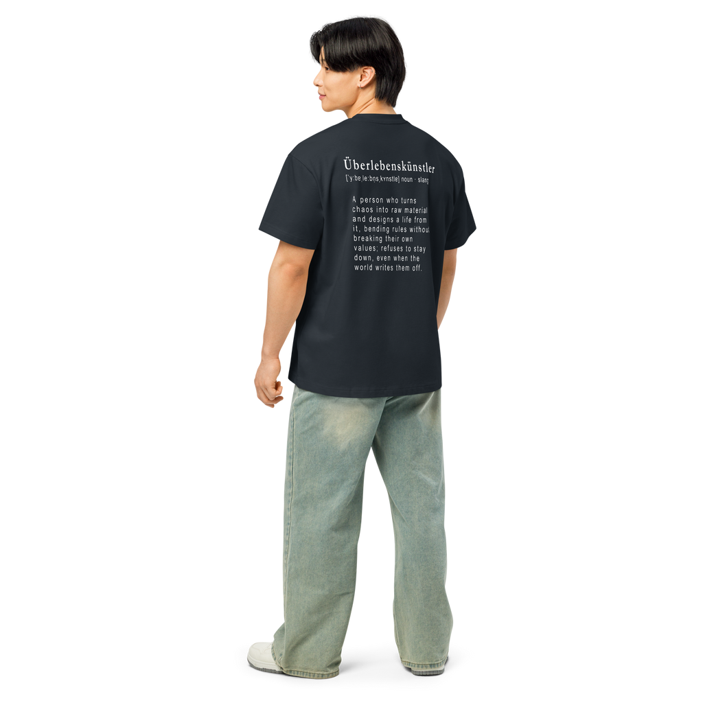 TSF Ueberlebenskuenstler box tee navy blazer model