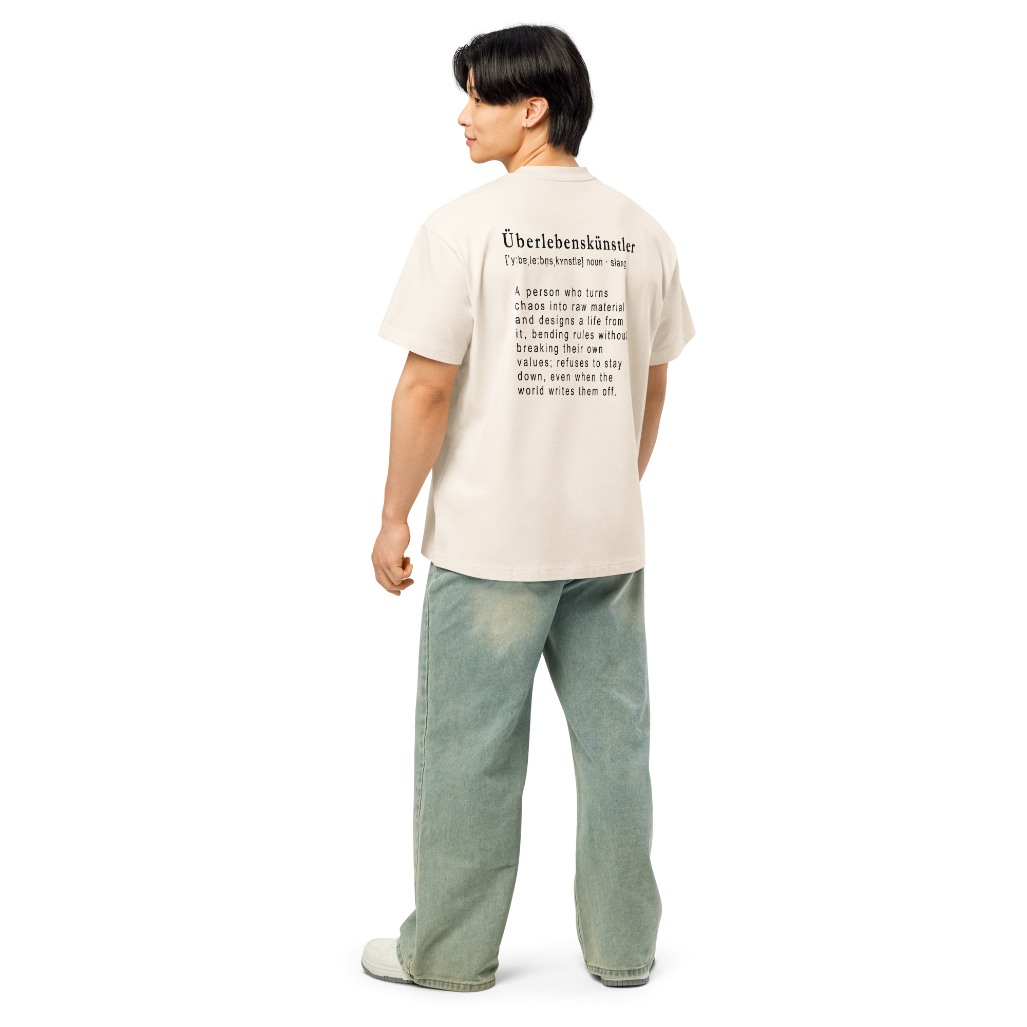 TSF Ueberlebenskuenstler box tee vintage white model